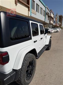 جیپ رانگلەر